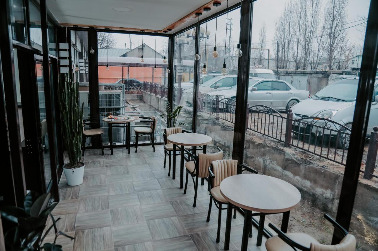 Capsule Hotel Osh Exterior photo