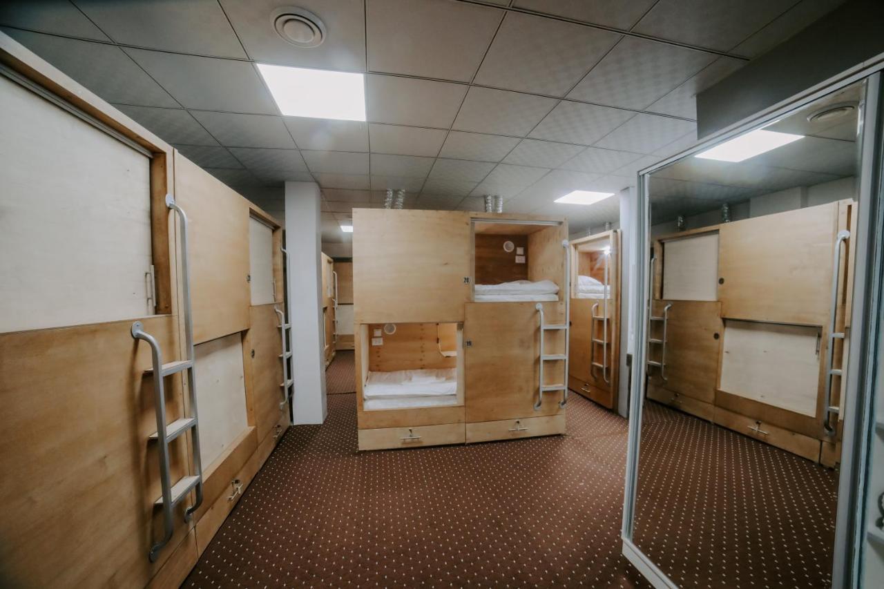Capsule Hotel Osh Exterior photo